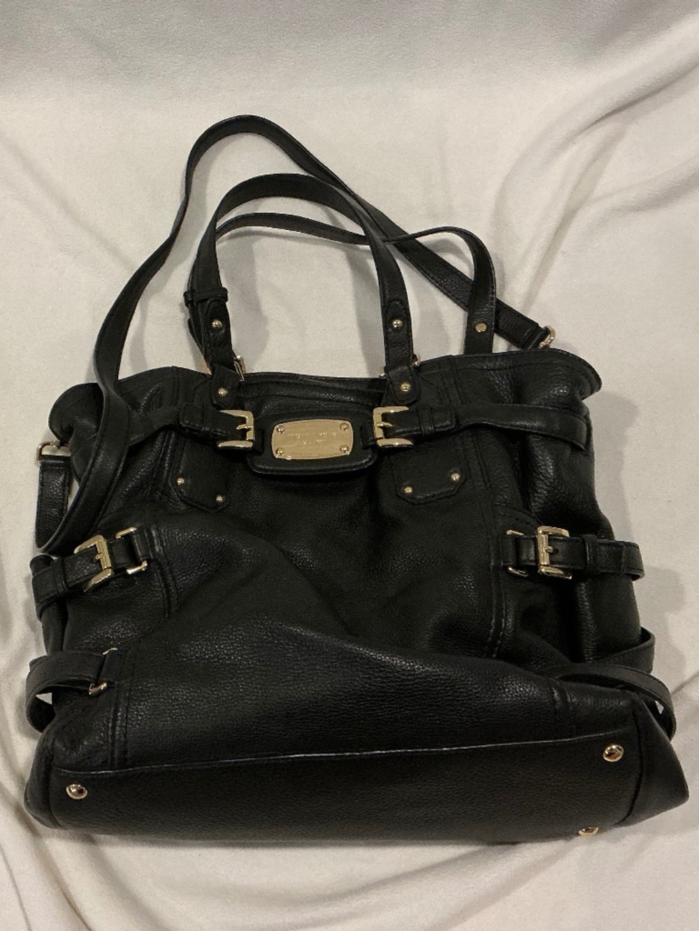 Michael Kors Shoulder and Cross Body Purse
